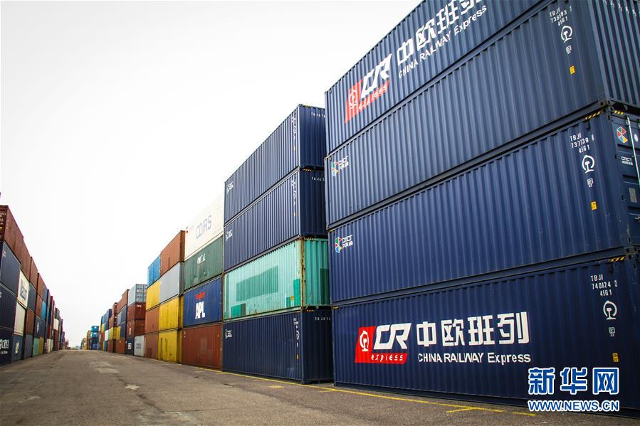 新华网|出口中国“备战”双十一的波兰牛奶