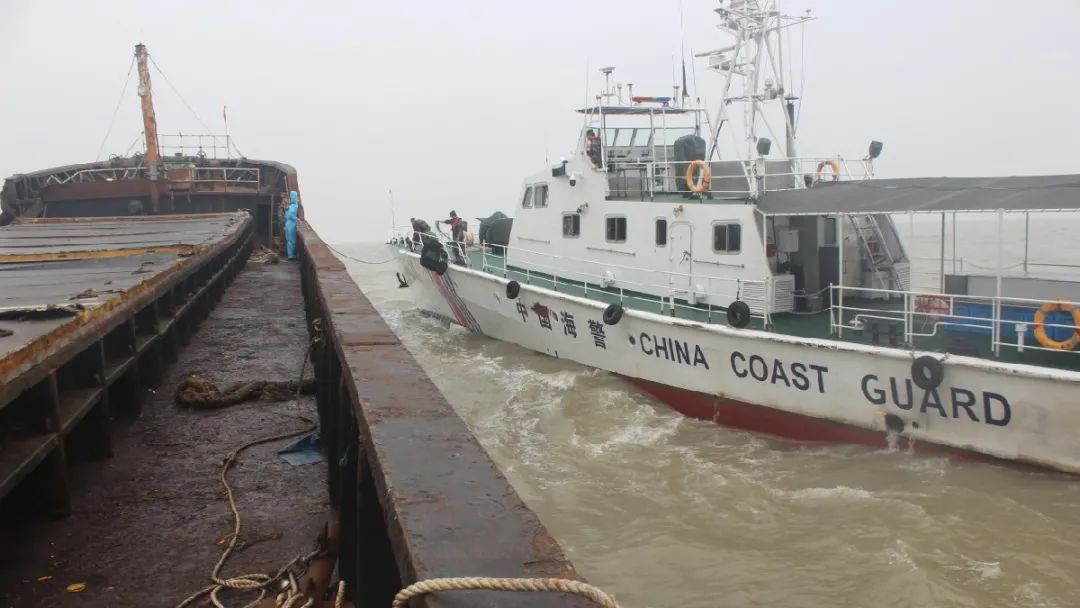 中国海警|案值2000余万&#xA0;&#xA0;浙江海警查获一起海上涉嫌走私香烟案