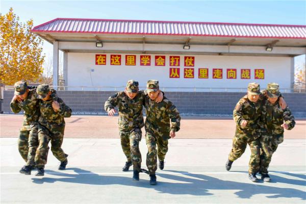 中国网客户端|激发新战士训练热情：新兵周末可以这样嗨