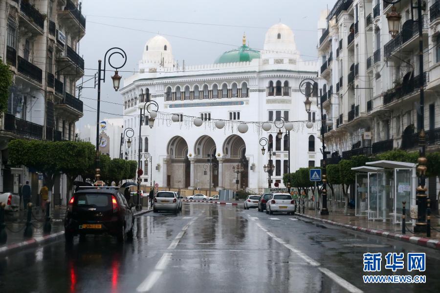 阿尔及利亚累计新冠确诊病例73774例