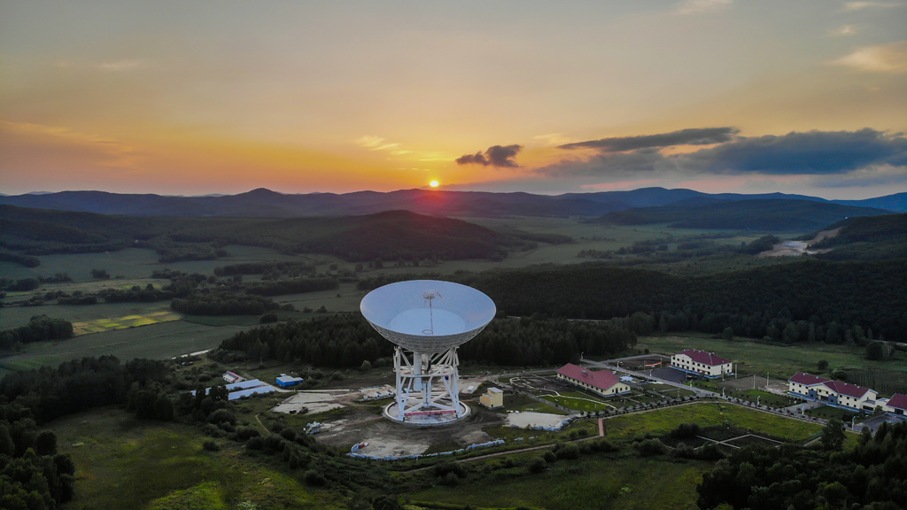 测控系统至关重要,从运载火箭发射到嫦娥五号探测器开始工作,最终返回