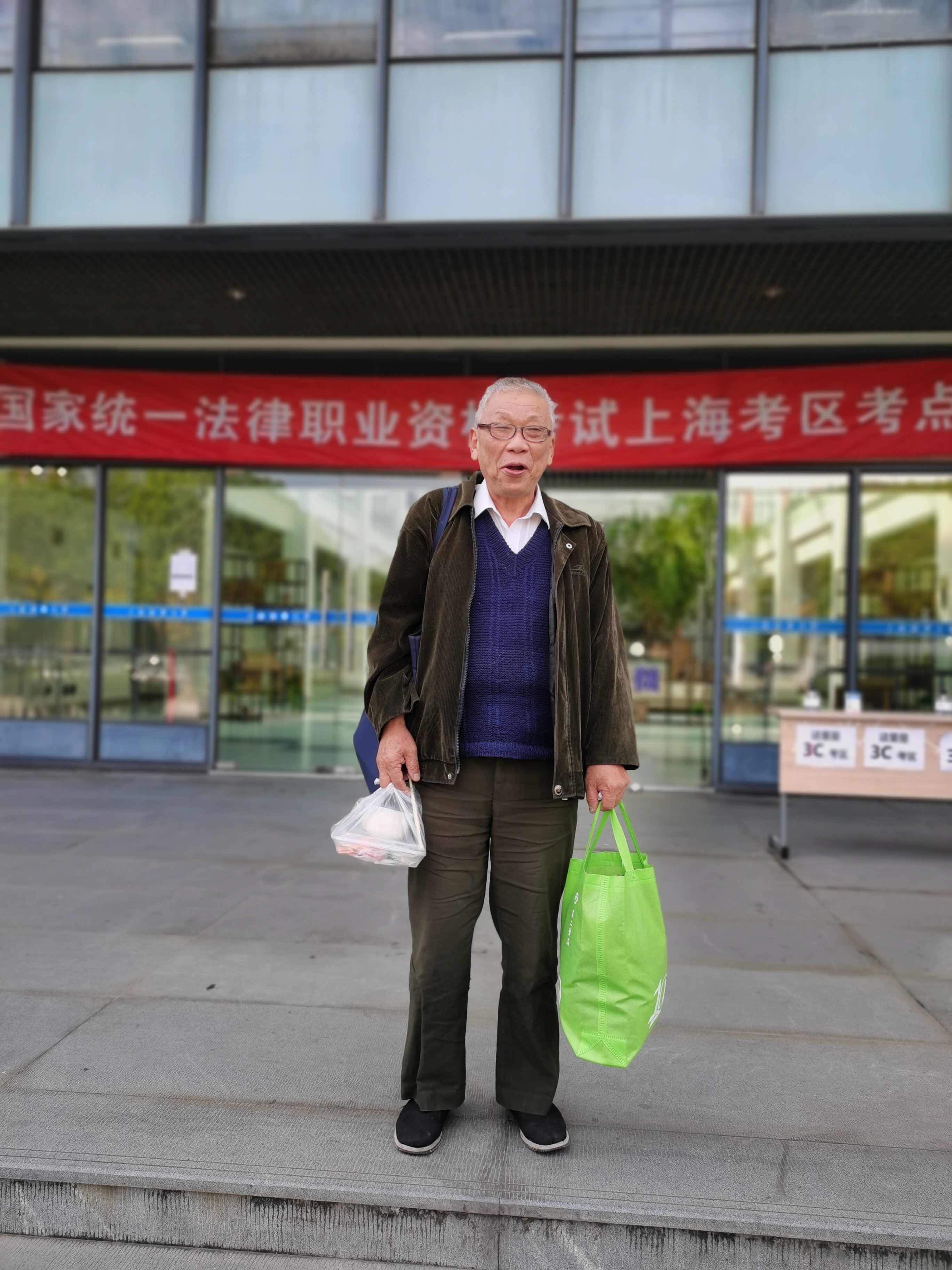 71岁的马以标。上海市司法局供图