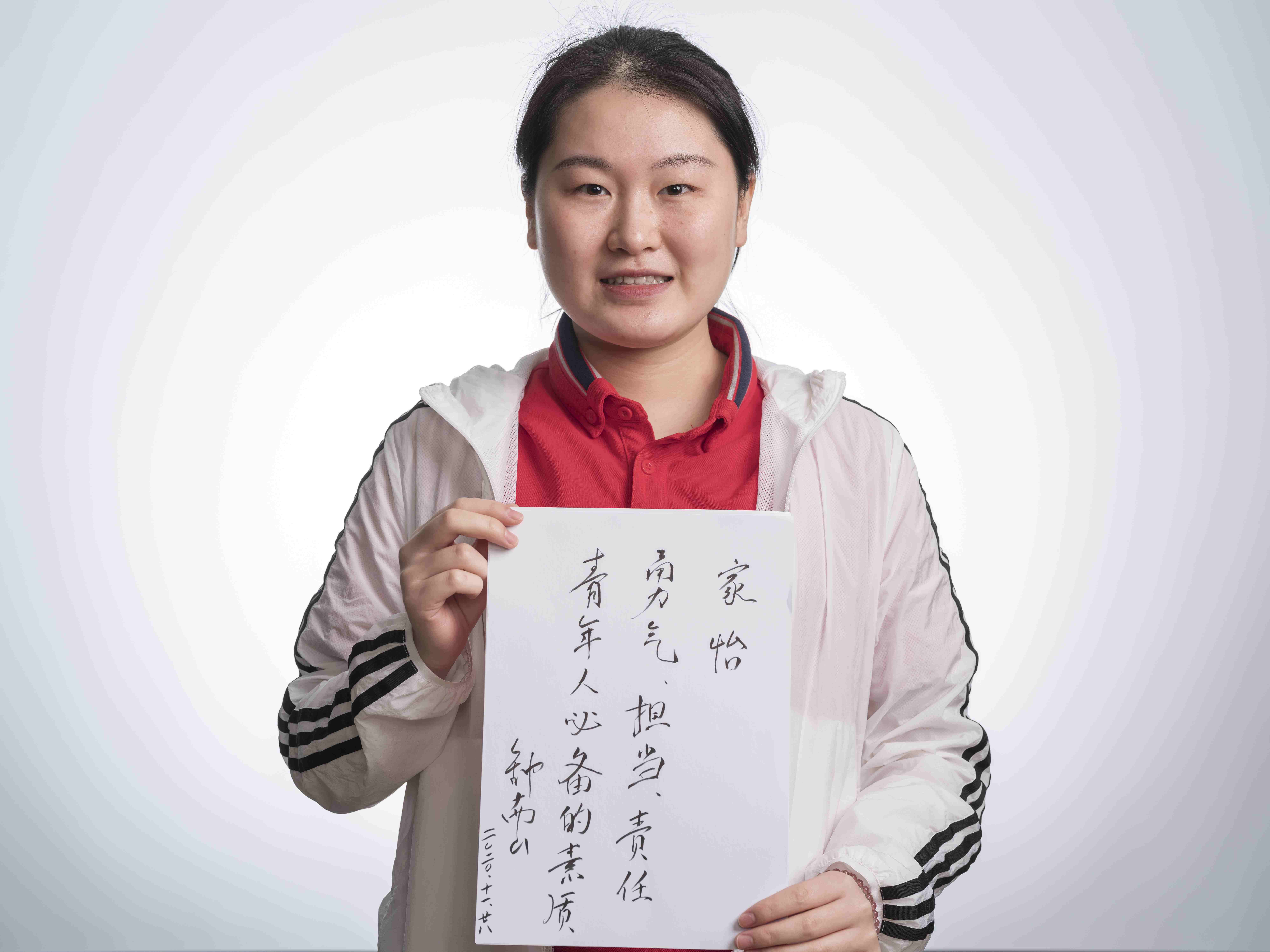 钟南山对话00后援鄂护士:未来100年是年轻人的