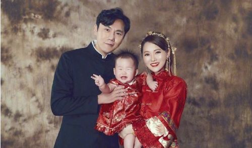 伊能静懒理儿子哈利舆论 与秦昊隔空唱歌甜蜜告白