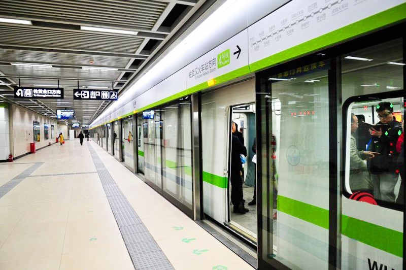 地铁2.jpg?x-oss-process=style/w10