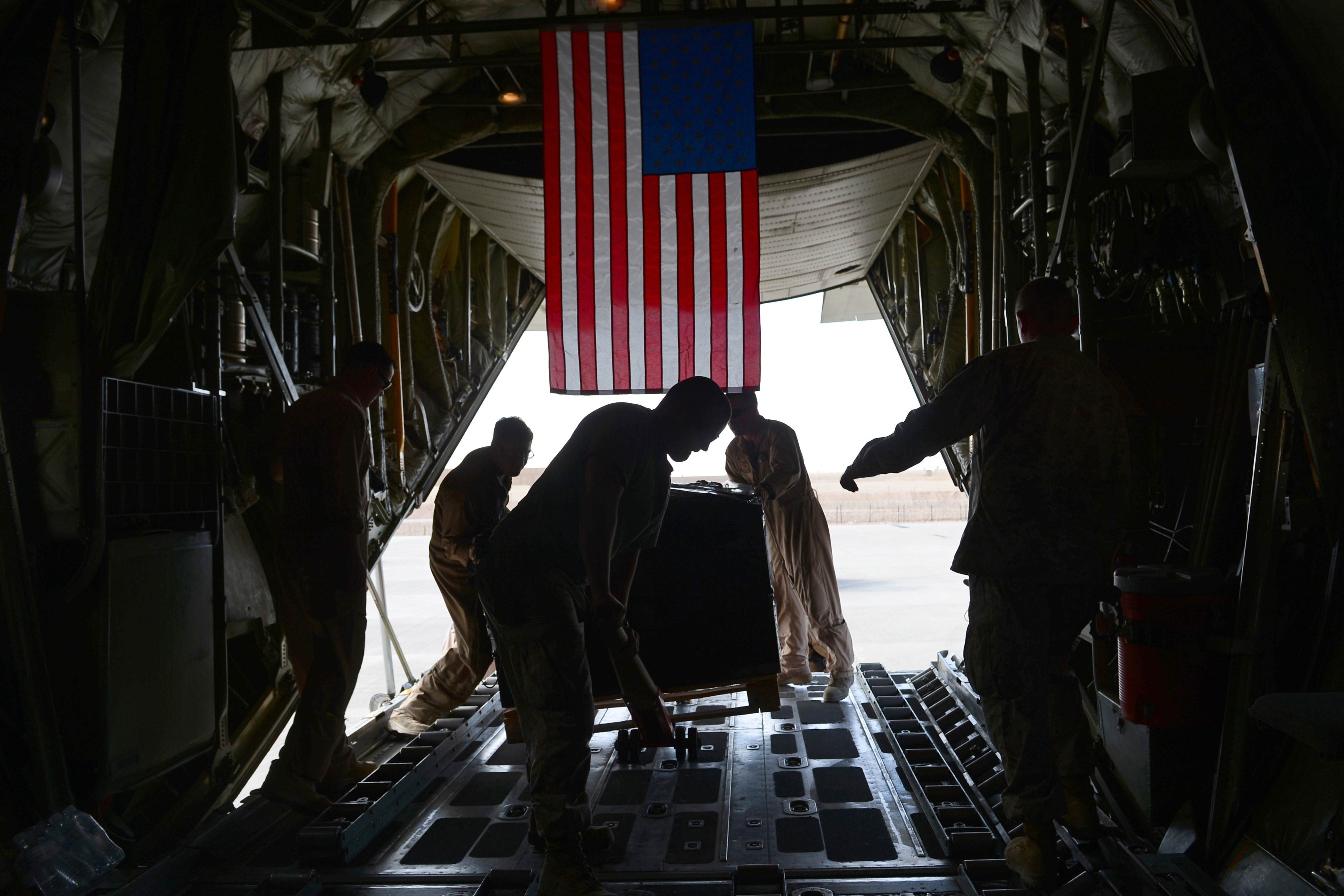 美军承认喀布尔空袭炸死10名平民：悲剧性的错误_凤凰网视频_凤凰网