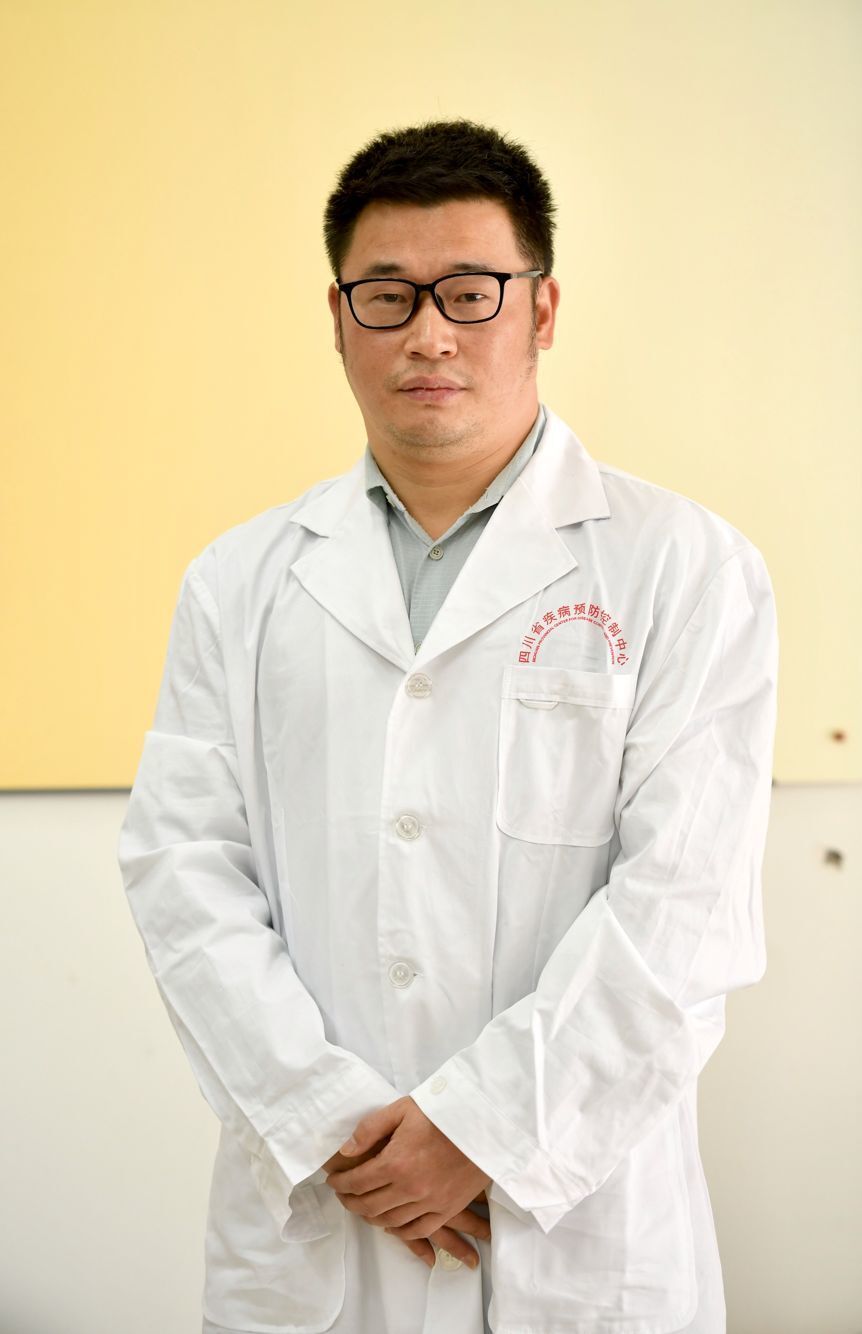 四川省疾控中心急性传染病预防控所副所长,主任医师周兴余【未经授权