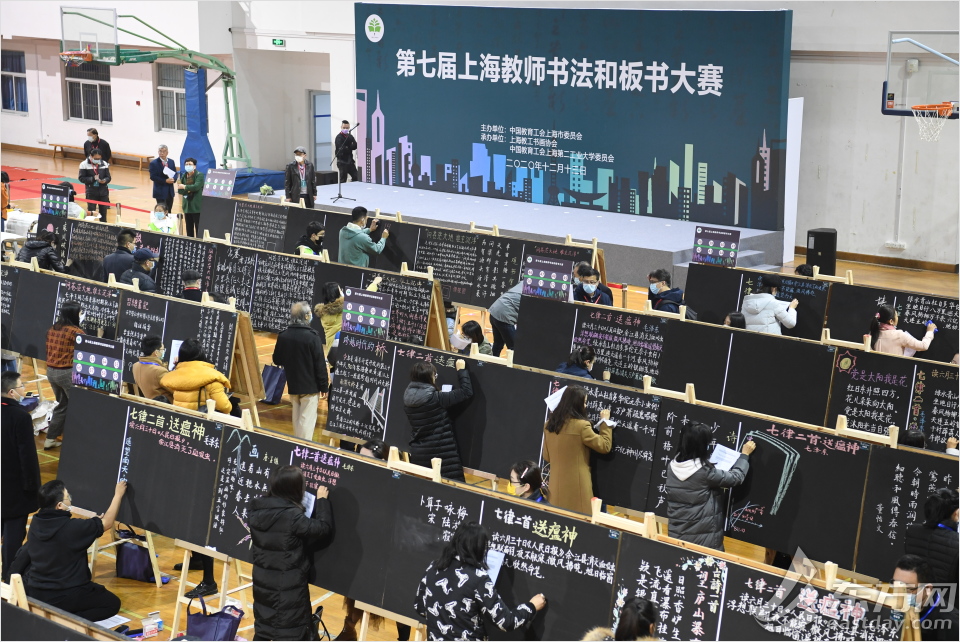 点击图片可跳转至下一页