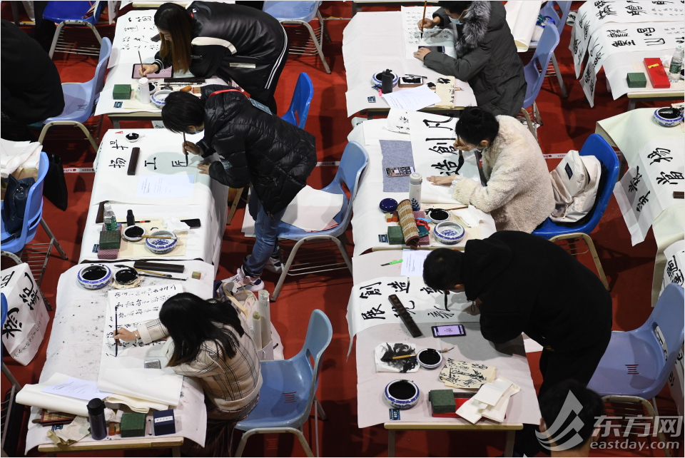 点击图片可跳转至下一页