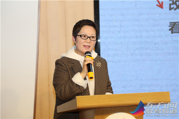 浦东新区教育局副局长张伟,浦东新区教育局托幼工作处朱海燕,浦东新区