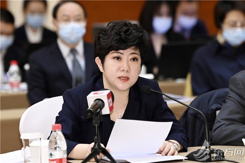 全国人大代表,上海港国际客运中心开发有限公司董事、总经理、党委副书记徐珏慧