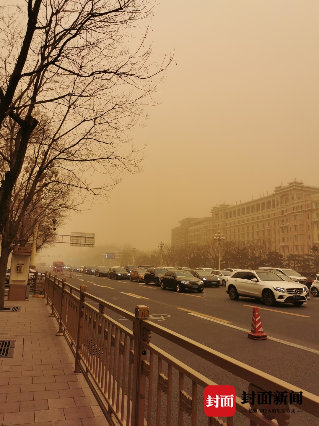 人认为14日开始的北方沙尘天气过程是由于"防护林开了口子,吹走了雾霾