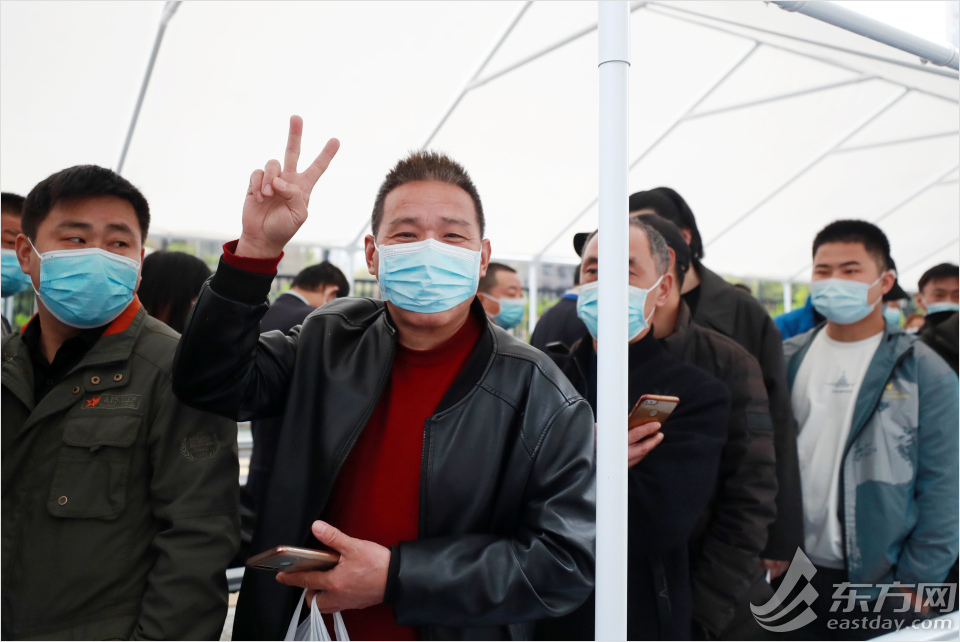 点击图片可跳转至下一页