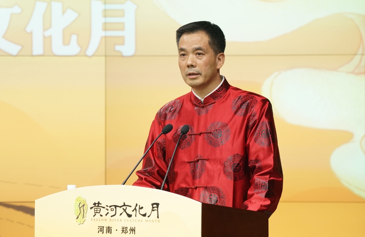 发布会现场，郑州市委常委、宣传部长黄卿致辞。马健摄