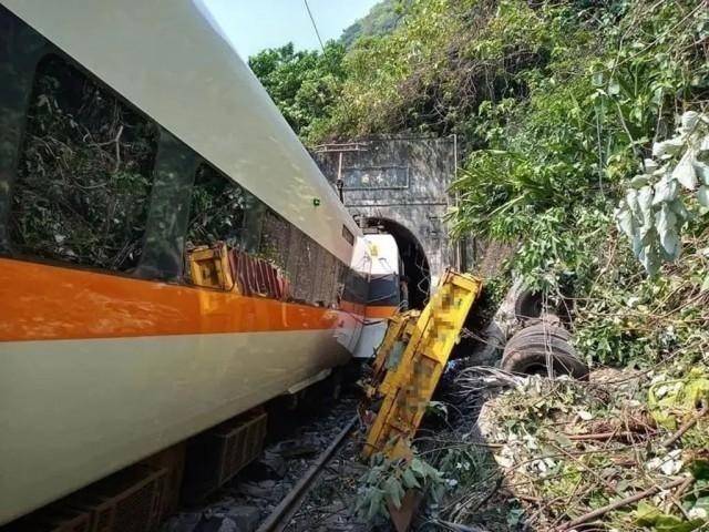 台铁事故丧生司机曾因休假躲过一劫3d模拟还原悲剧一幕