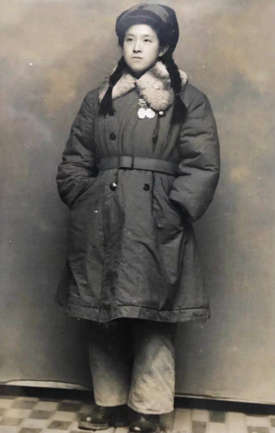 上世纪50年代，陈满的母亲王众一曾在西藏服役。 家属供图