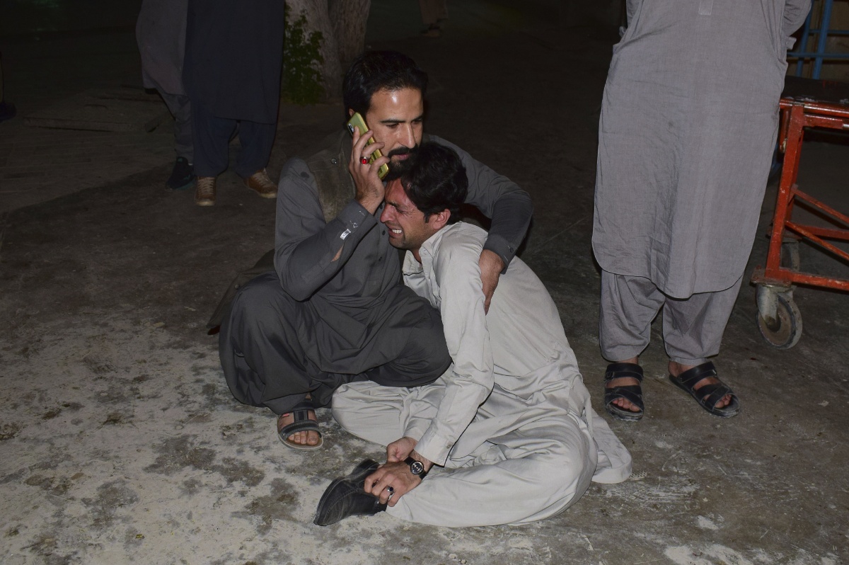 巴基斯坦西南部一警车遇袭致2死11伤_新闻中心_中国网