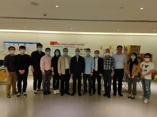 区领导慰问机场和集中隔离点防疫一线工作人员