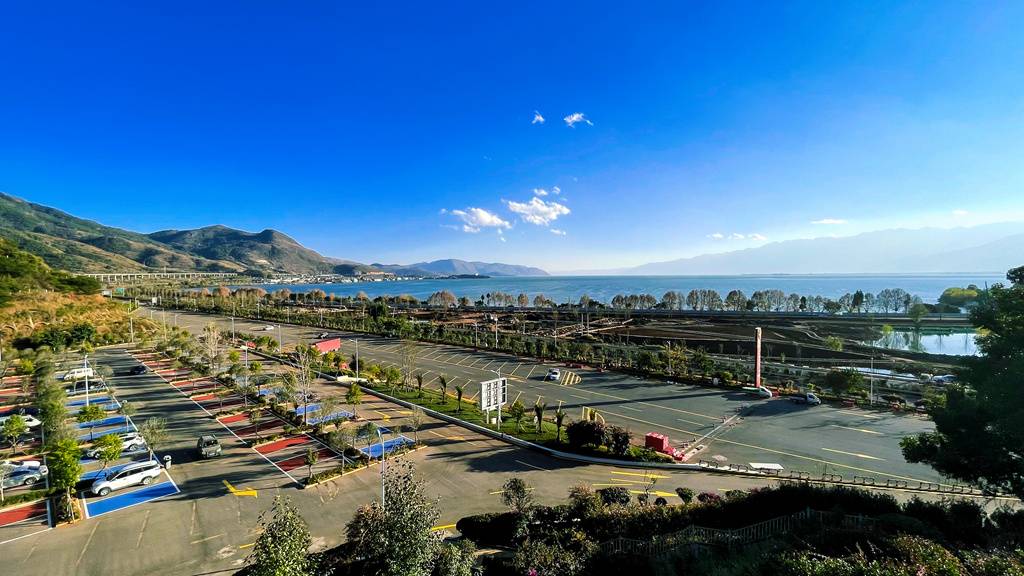 云南大理至丽江高速公路双廊服务区.jpg?x-oss-process=style/w10