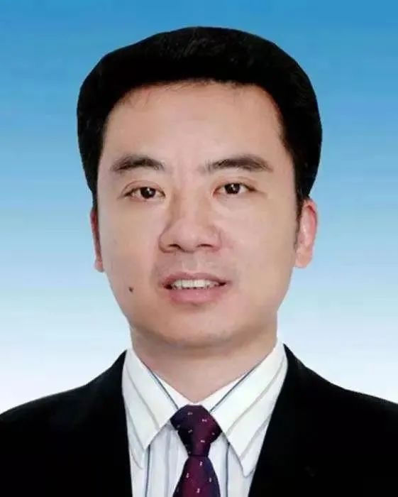 夏文勇同志简历.