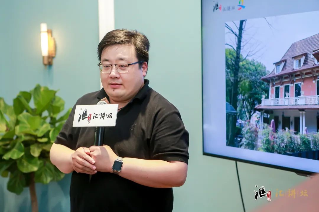 作为一名音乐学家,上海音乐学院教授韩斌主攻歌剧,音乐文献与合唱学等