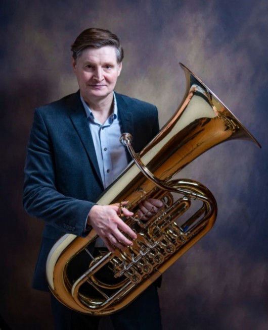 萨沙我有一个梦想为中国培养更多的铜管乐人才百年大党老外讲故事41