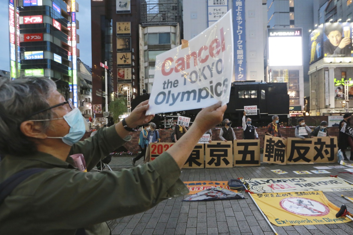 福岛核事故发生12周年， 日本各地民众抗议岸田政府核污水排海计划_环球 _ 文汇网