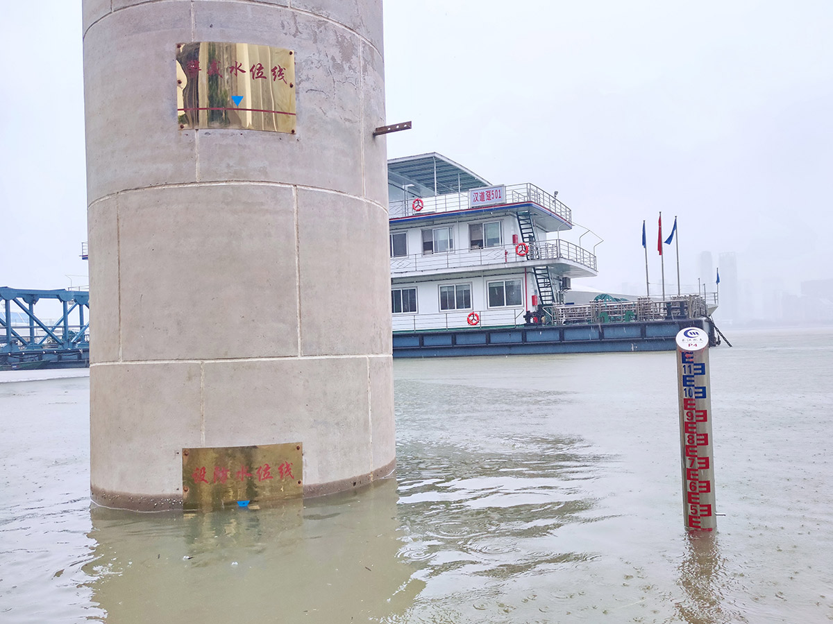 低6米 长江武汉段水位为有水文观测记录以来同期最低__凤凰网