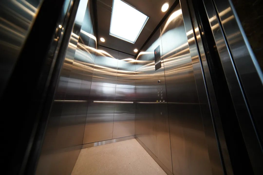 华富小区加装电梯开启"一键三连"!