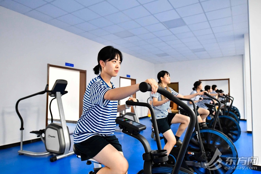 东部战区海军某基地"海神"健身队等你入列