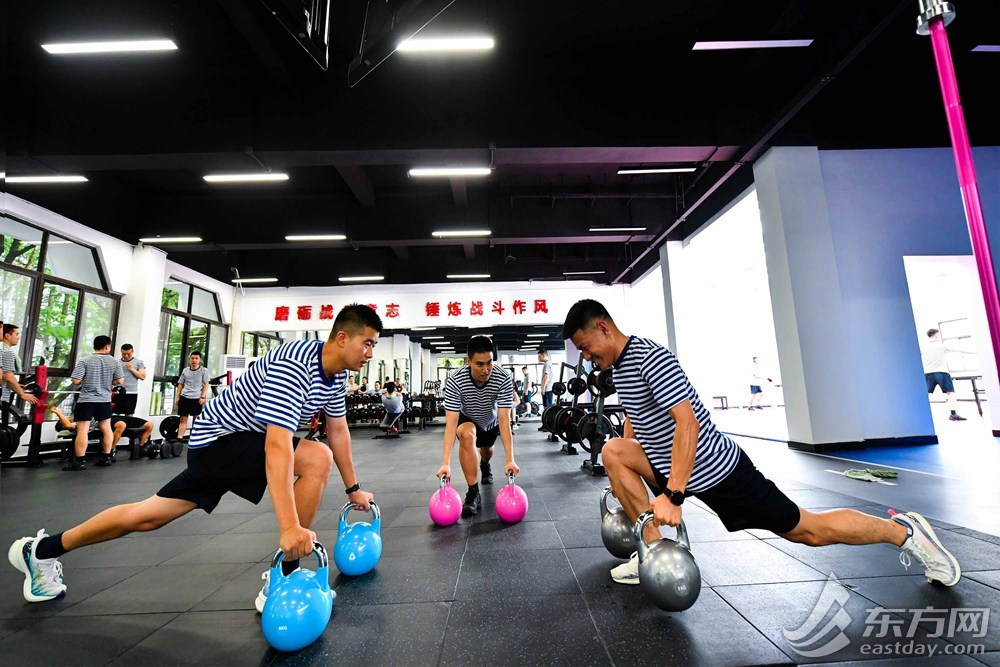 东部战区海军某基地"海神"健身队等你入列