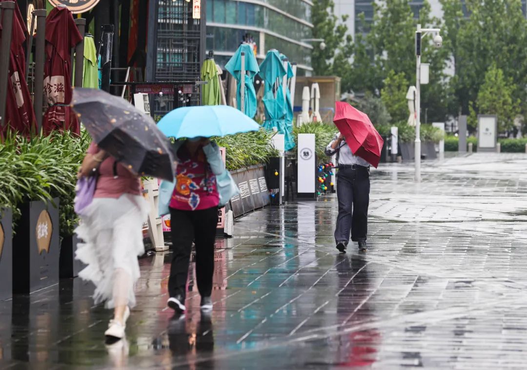 迎战强降雨，注意防范！今天晚高峰迎降雨核心时段