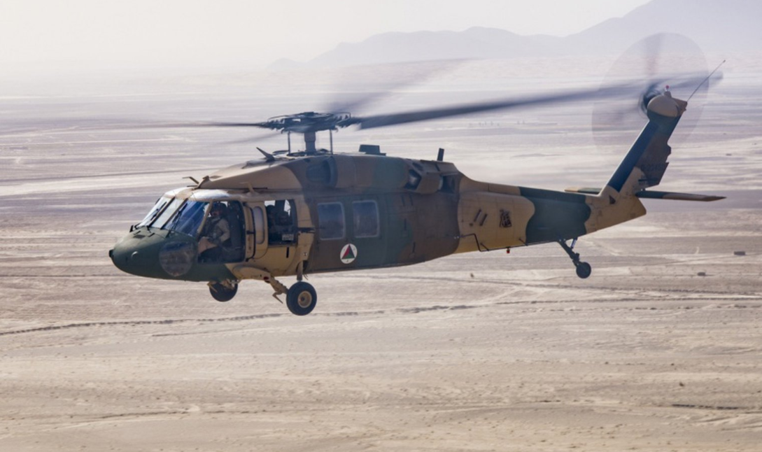 阿富汗空军装备的"黑鹰"直升机.