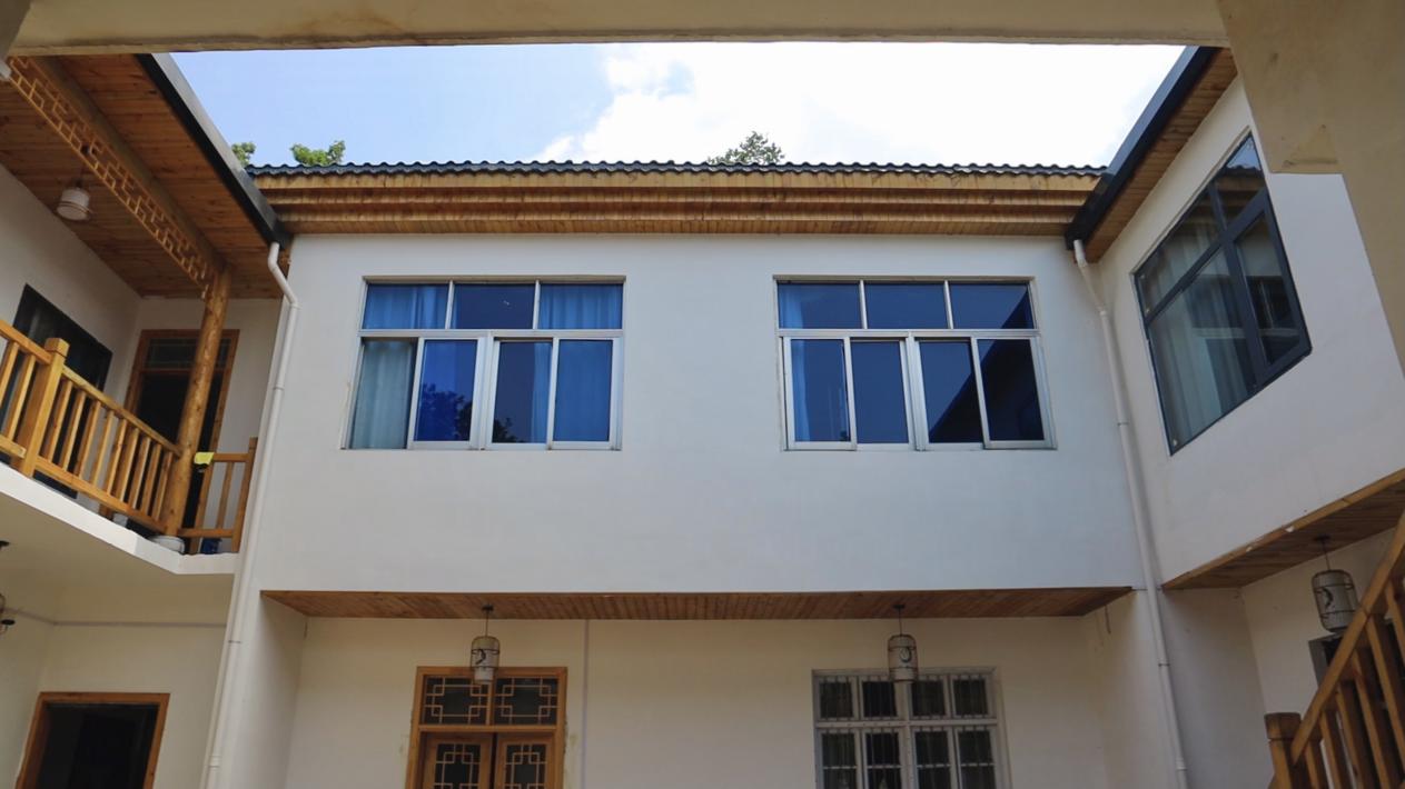 汐月坊民宿内，老板叶伟计划扩大民宿的规模，进一步提高接待能力。 吴雨晴 摄