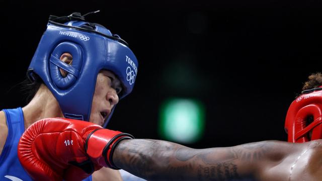 每当被男孩们欺负时,谷红就想让自己变得更厉害.2003年,谷红正式进入