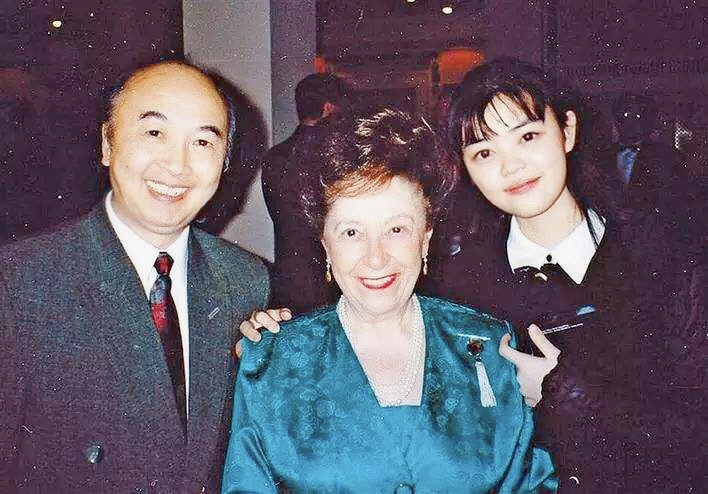 陈萨演奏要言之有物掷地有声人物