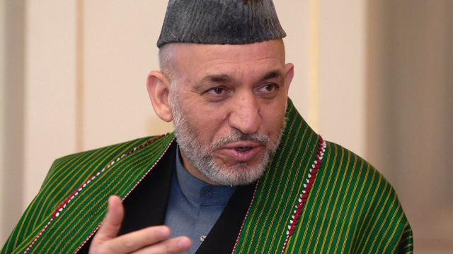 图为阿富汗前总统卡尔扎伊