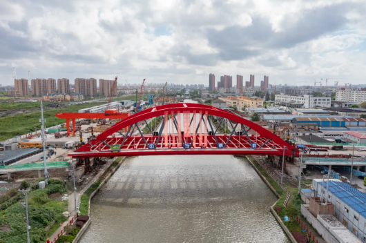 一道飞虹横跨春申塘这条两区对接道路有望10月竣工