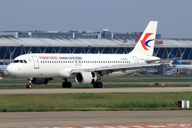 实现"说走就走"澎湃新闻2021-10-02 19:0767给老赖订高铁机票成生意