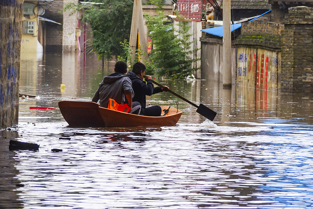 山西暴雨图片图片