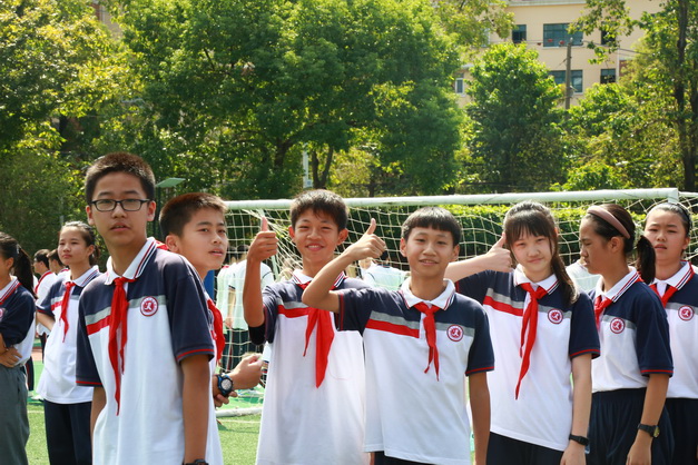 奋斗点亮青春拼搏诠释梦想上海市新杨中学举行2021年田径运动会