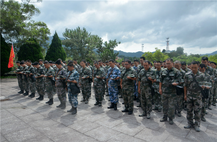 磨意志立标杆,潮州军分区开展战备拉练