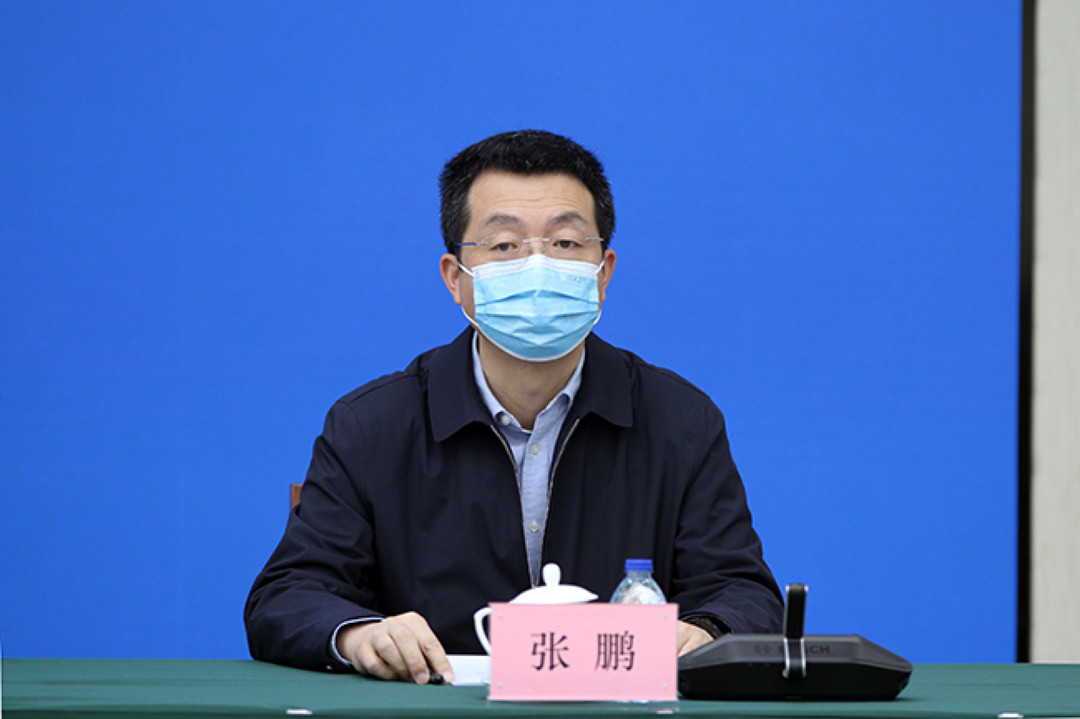 国家卫星气象中心副主任张鹏展示了黎明星在2021年10月17日黄昏时刻