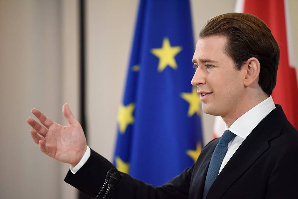 当地时间12月2日，奥地利维也纳，奥地利前总理库尔兹向媒体宣布了退出政坛的决定，当日正式生效。人民视觉 图