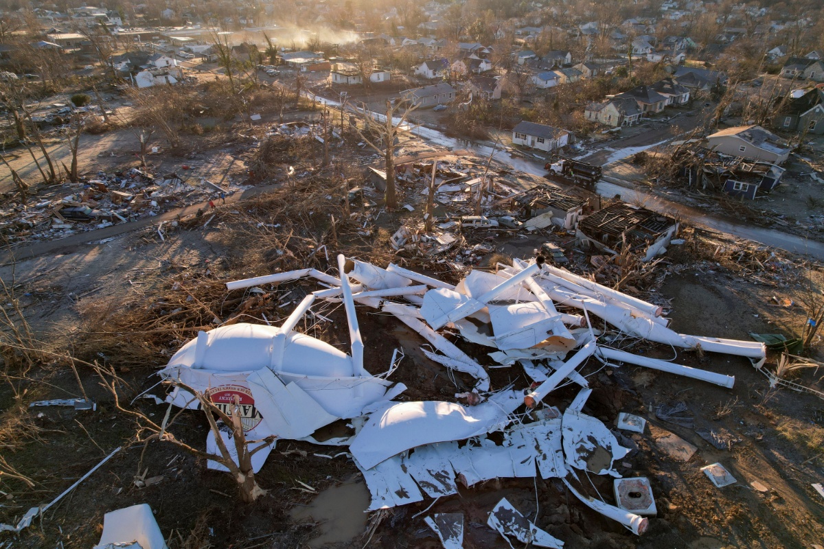 美肯塔基州龙卷风灾已致74死超100人失踪，拜登将赴灾区