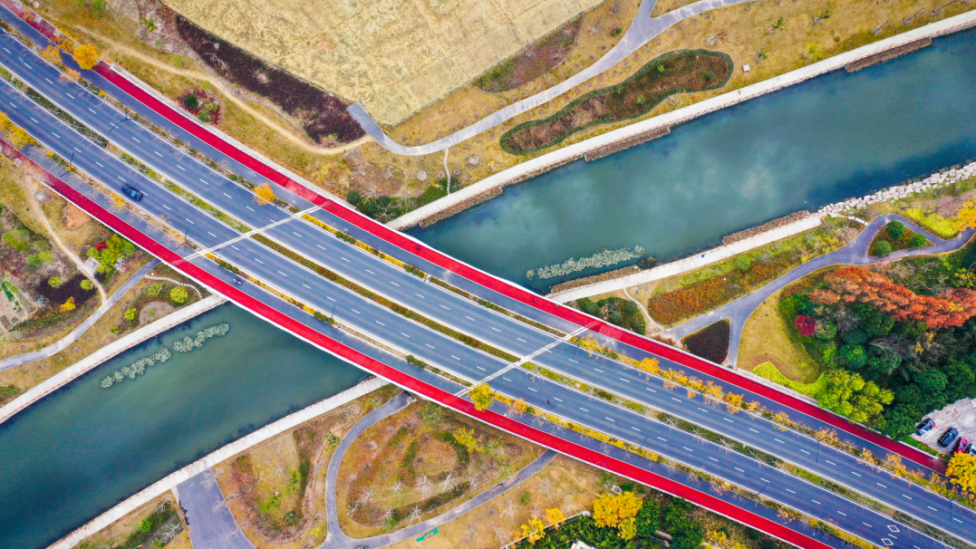 农贸市场  杨焕敏 摄图片说明:南郊宾馆 吴云峰 摄图片说明:恒龙金尊