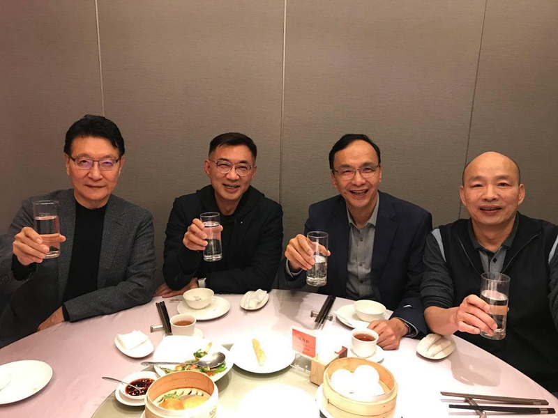 朱立伦、江启臣、赵少康、韩国瑜合影。（图片来自韩国瑜FACEBOOK）