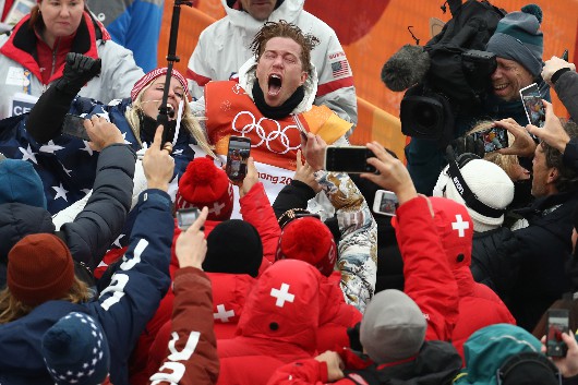 平昌夺金，举世震撼。