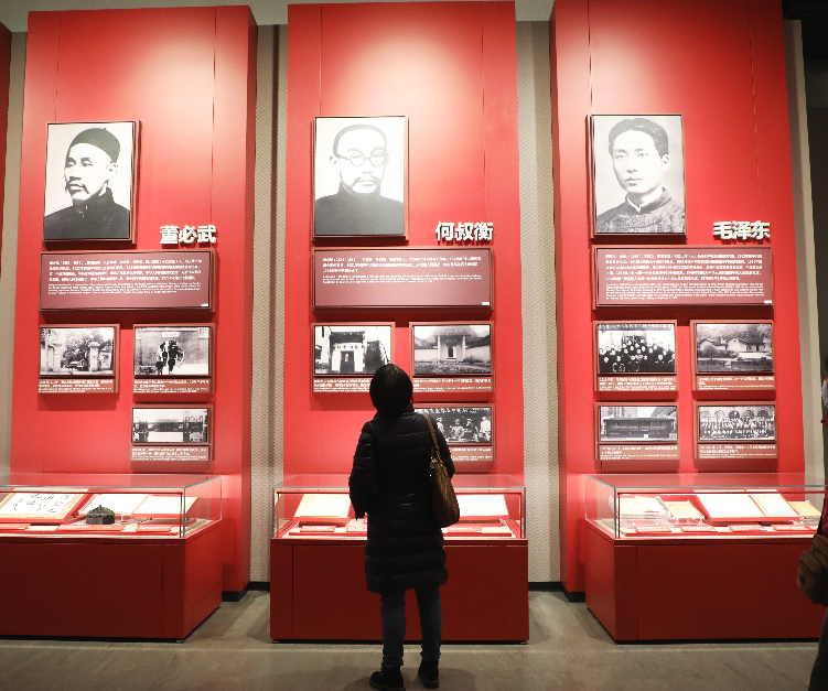 红色之声|45岁时他和毛泽东一起走进上海石库门电影《1921》中这样记录