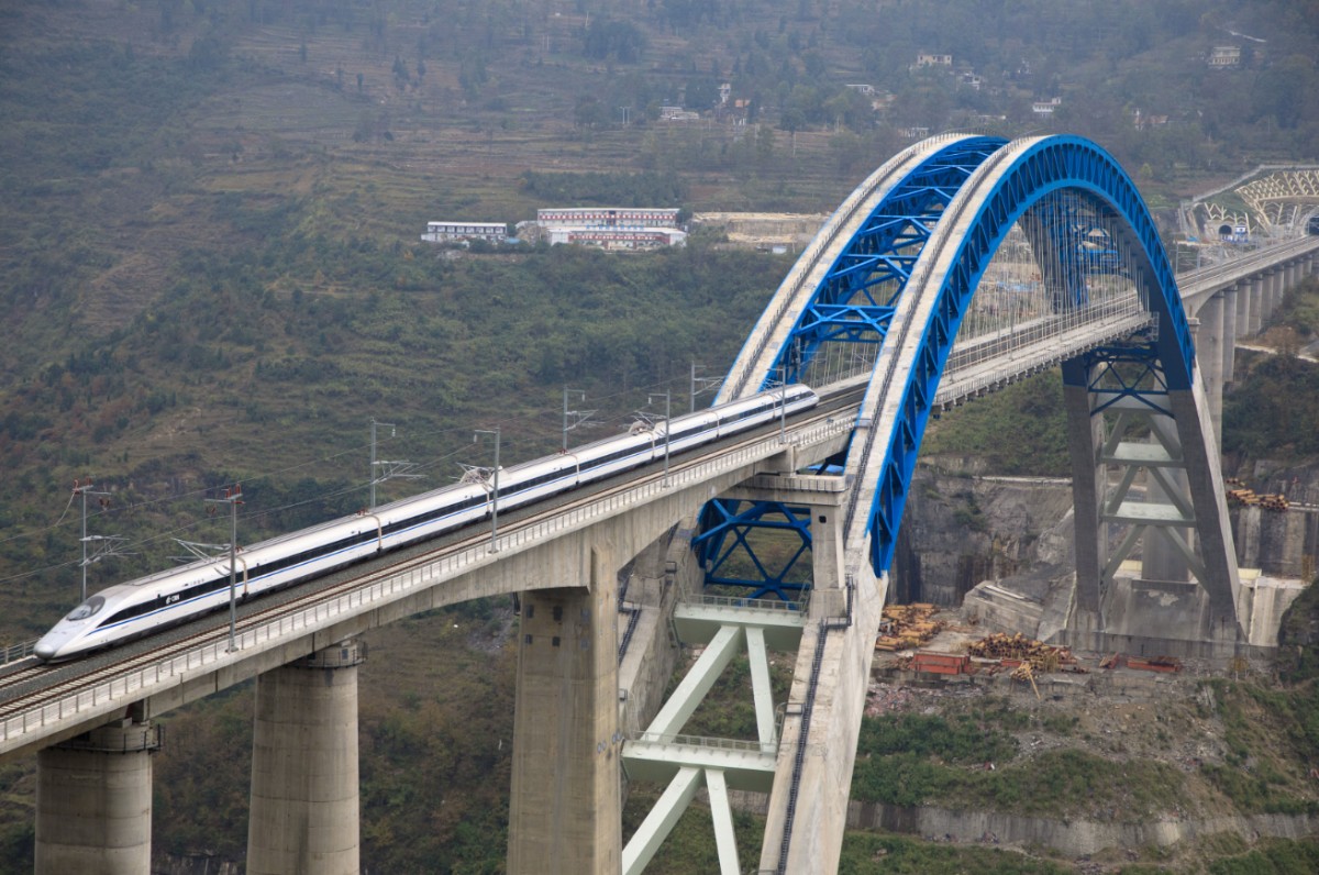 成贵高铁下周一开通,高铁线春运前扎堆开跑